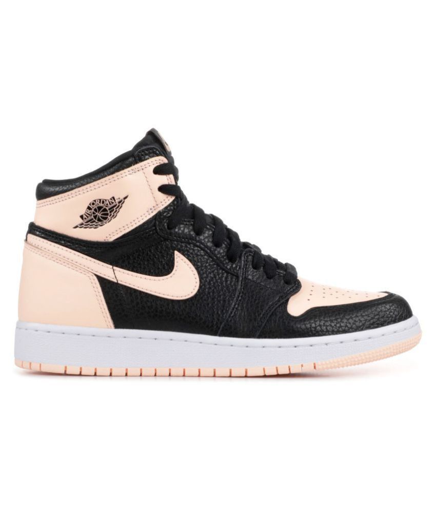 Nike Air Jordan Retro 1 Midankle Male 