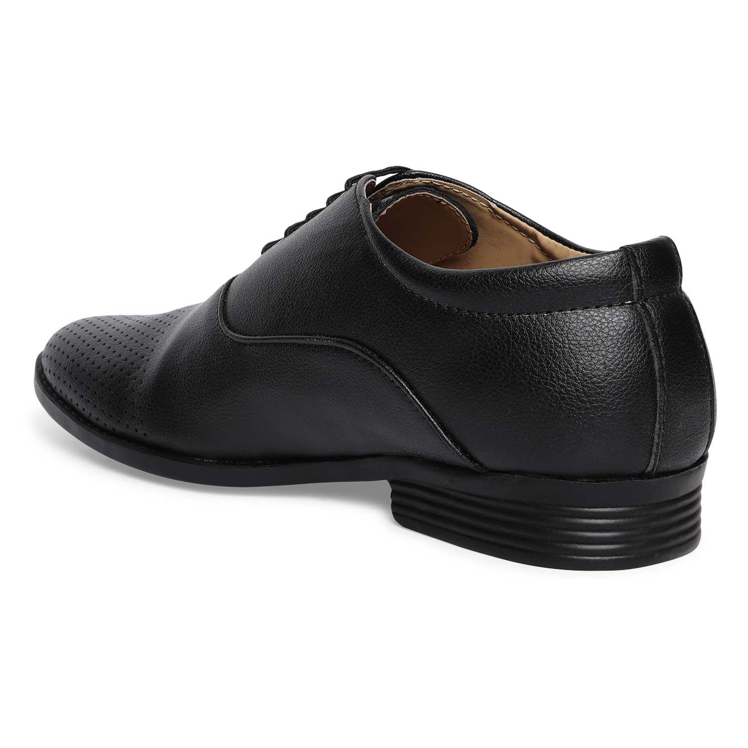 Paragon Black Formal Shoes Price in 
