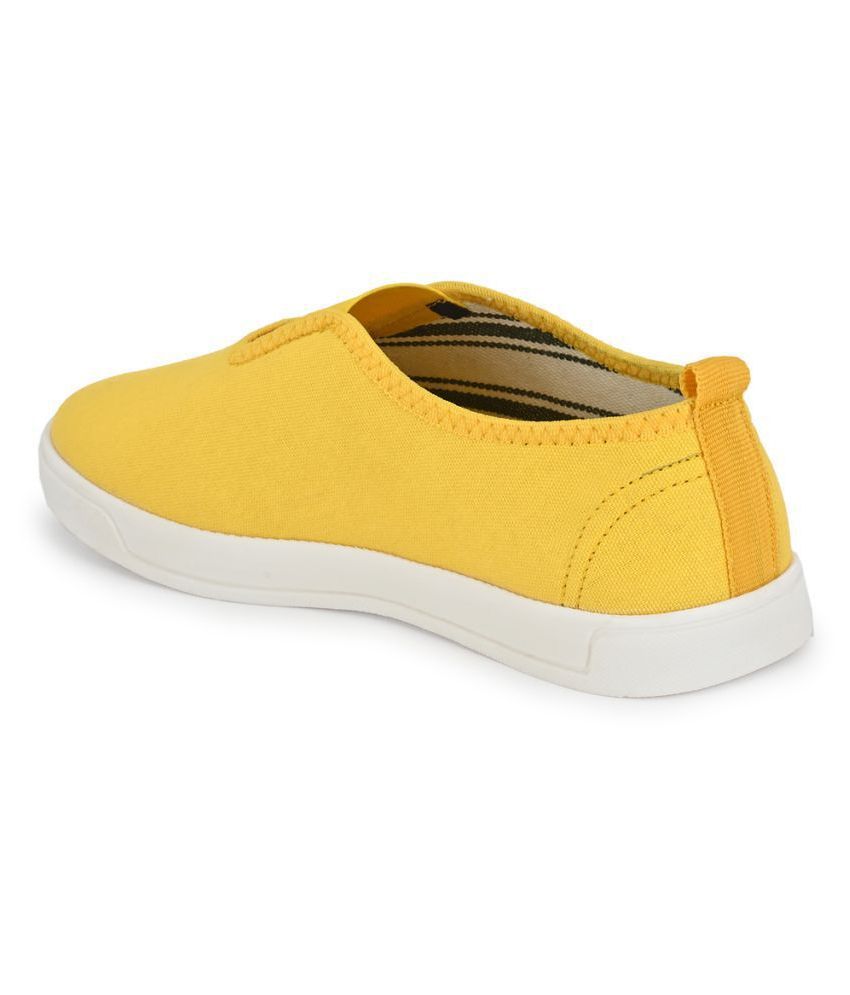 Mactree Sneakers Yellow Casual Shoes 
