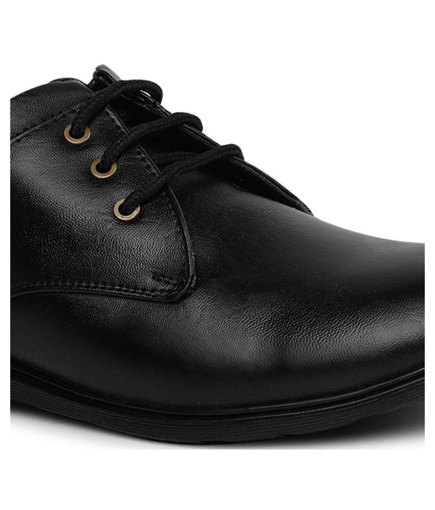 paragon max men's black formal shoes