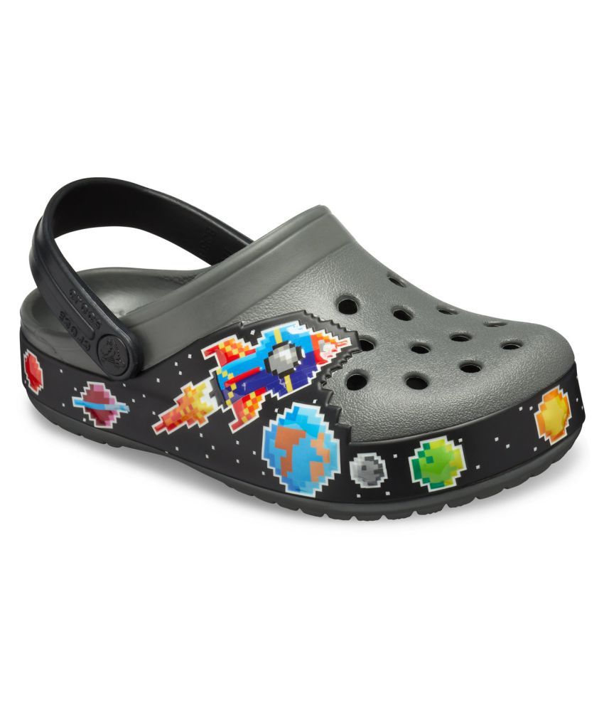 grey men crocs