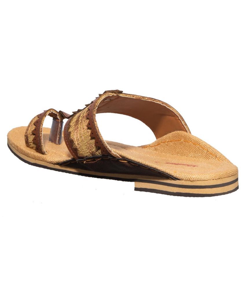 ladies khadim chappal