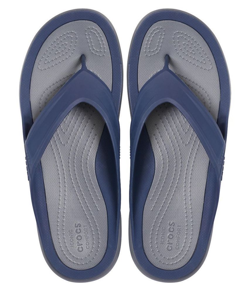 crocs thong style flip flops