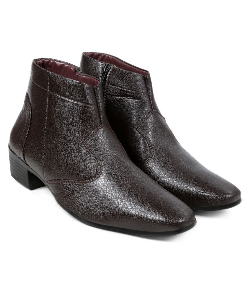     			YUVRATO BAXI Brown Formal Boot