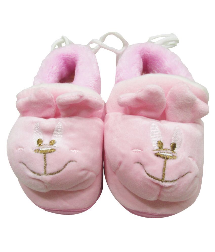 baby girl first walking shoes