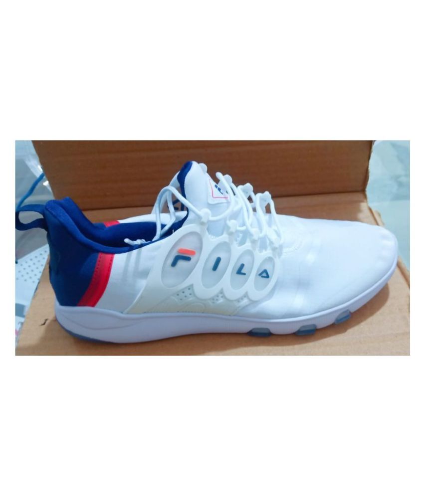 fila casual white shoes