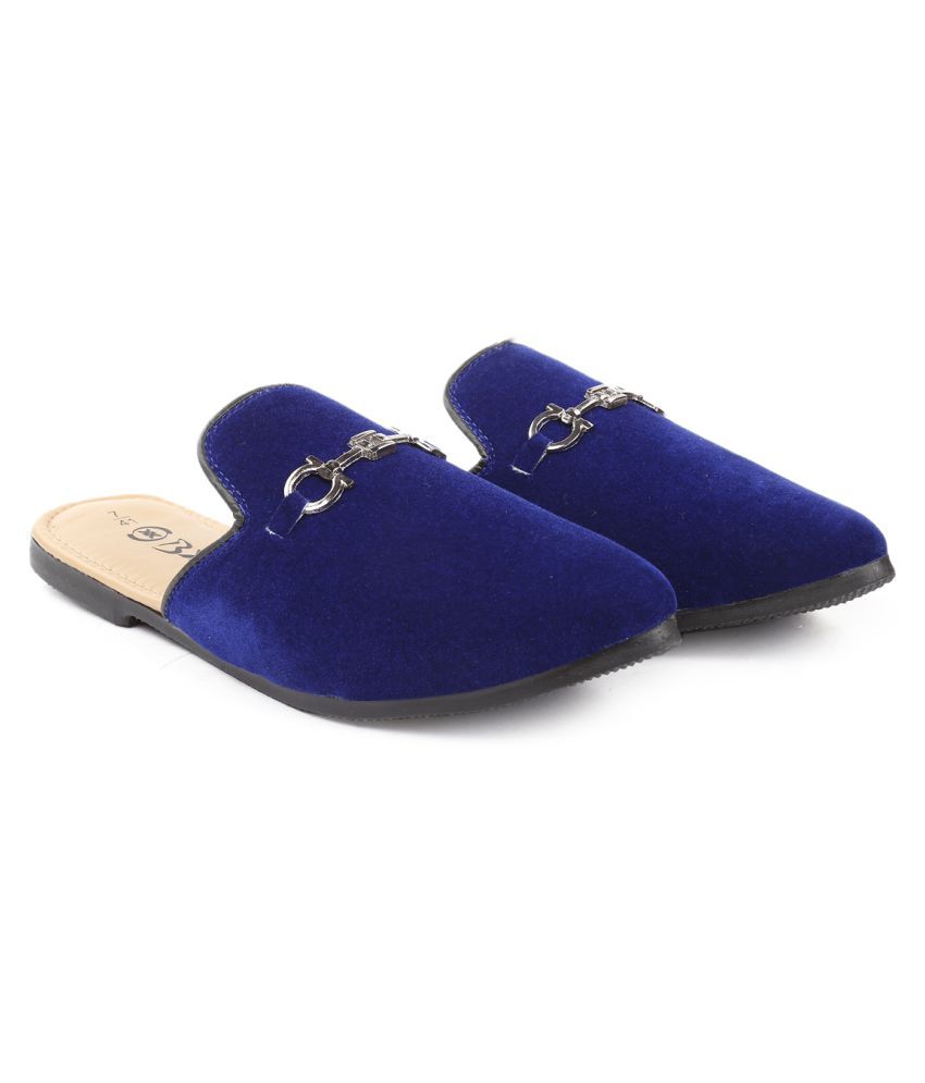     			YUVRATO BAXI Mules Blue Casual Shoes