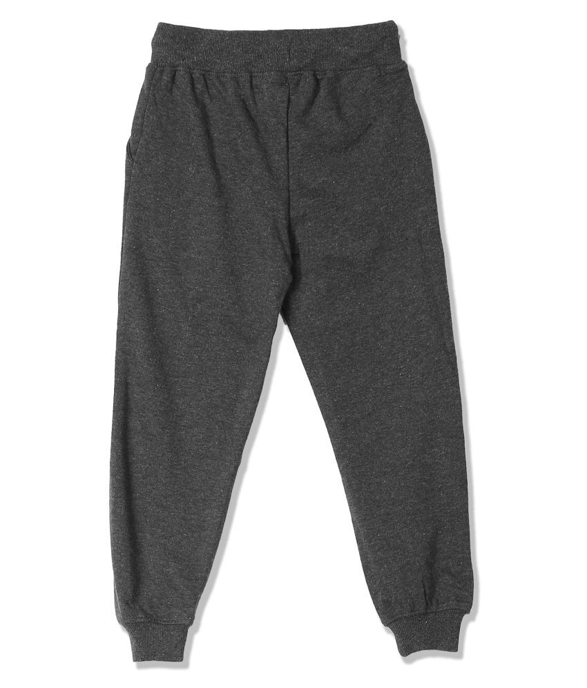 t shirt to wear with joggers