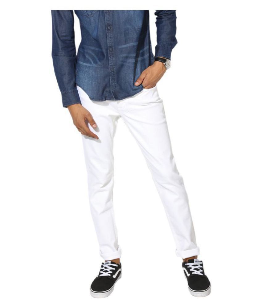     			HALOGEN White Skinny Jeans