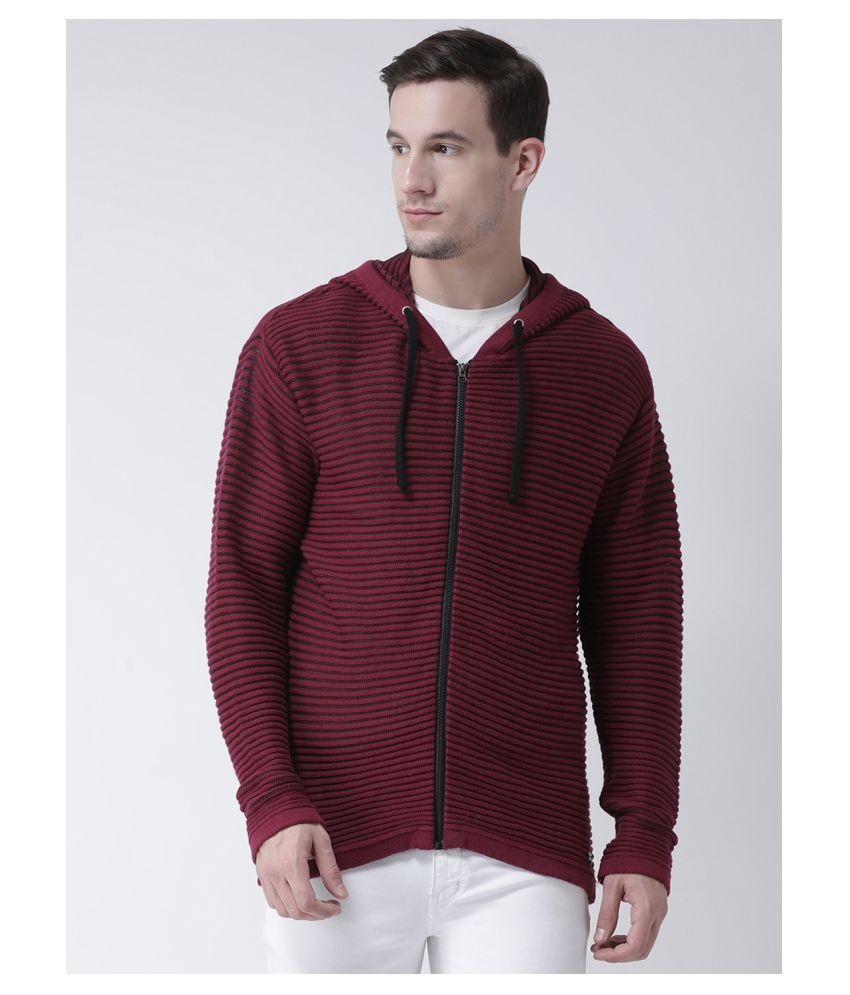 maroon hooded sweater