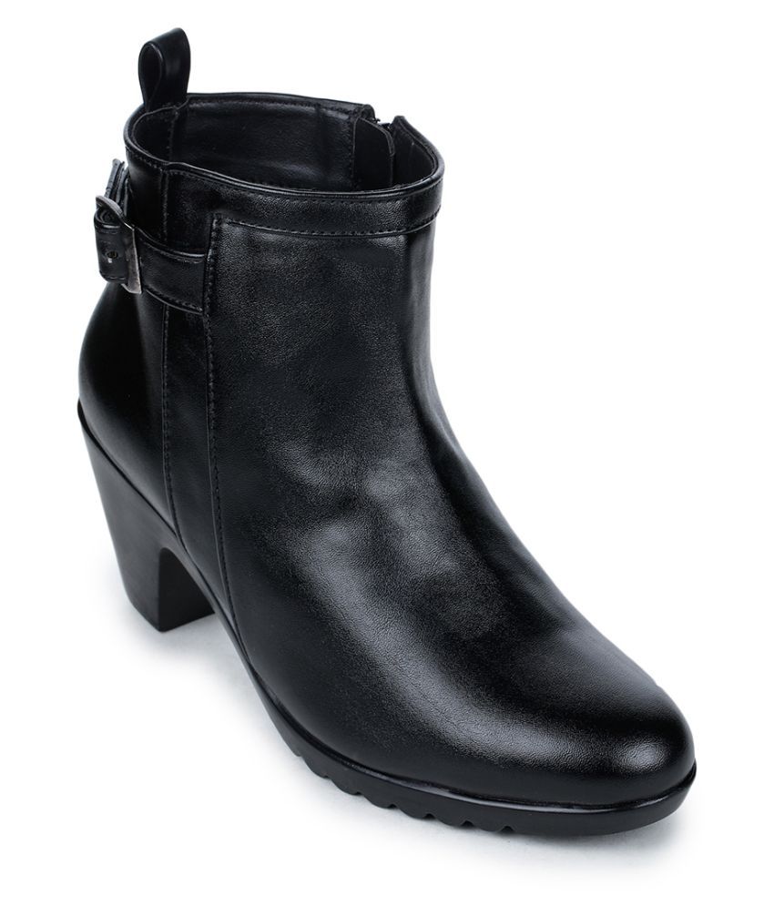 bruno manetti ankle boots