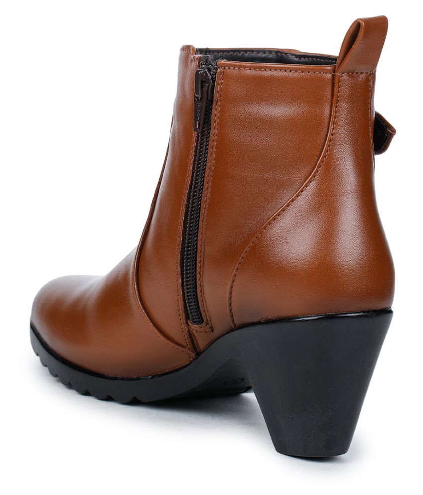 bruno manetti ankle boots