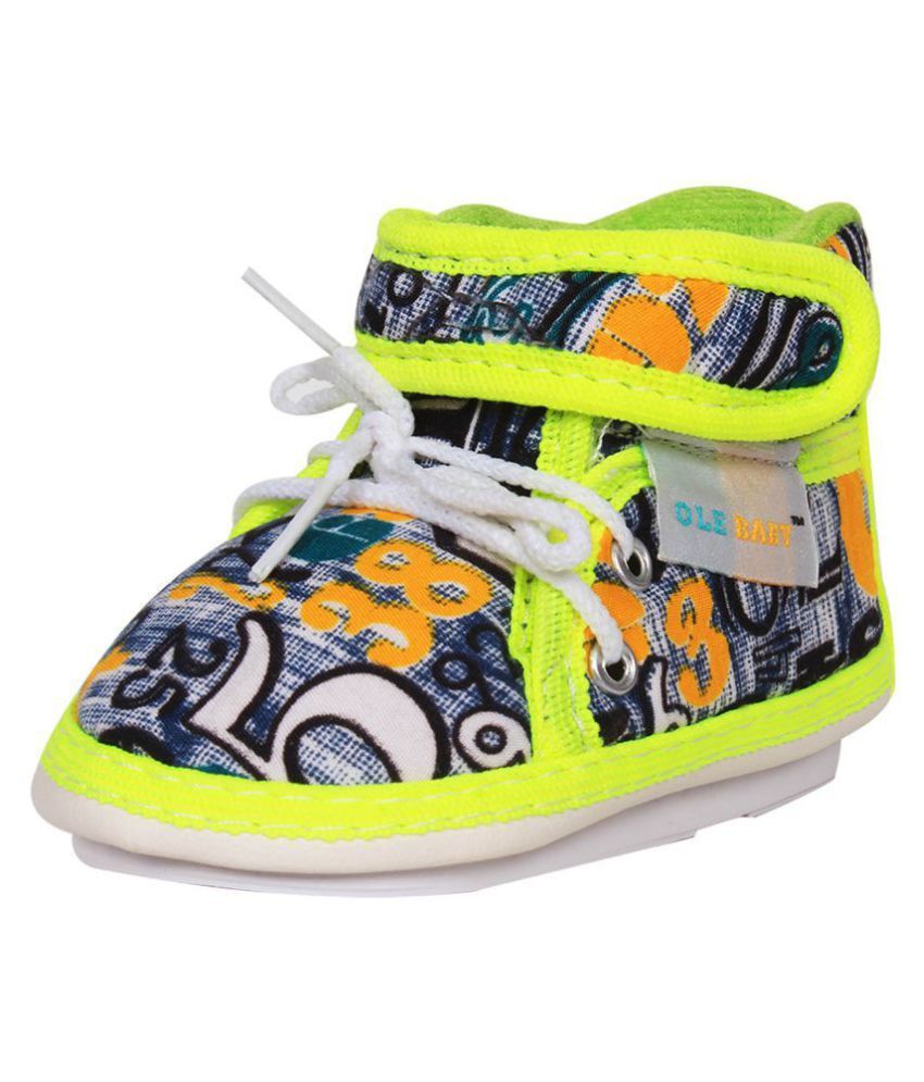 Ole Baby Velcro with Lace Whistle Musical Outdoor First Walking Shoes