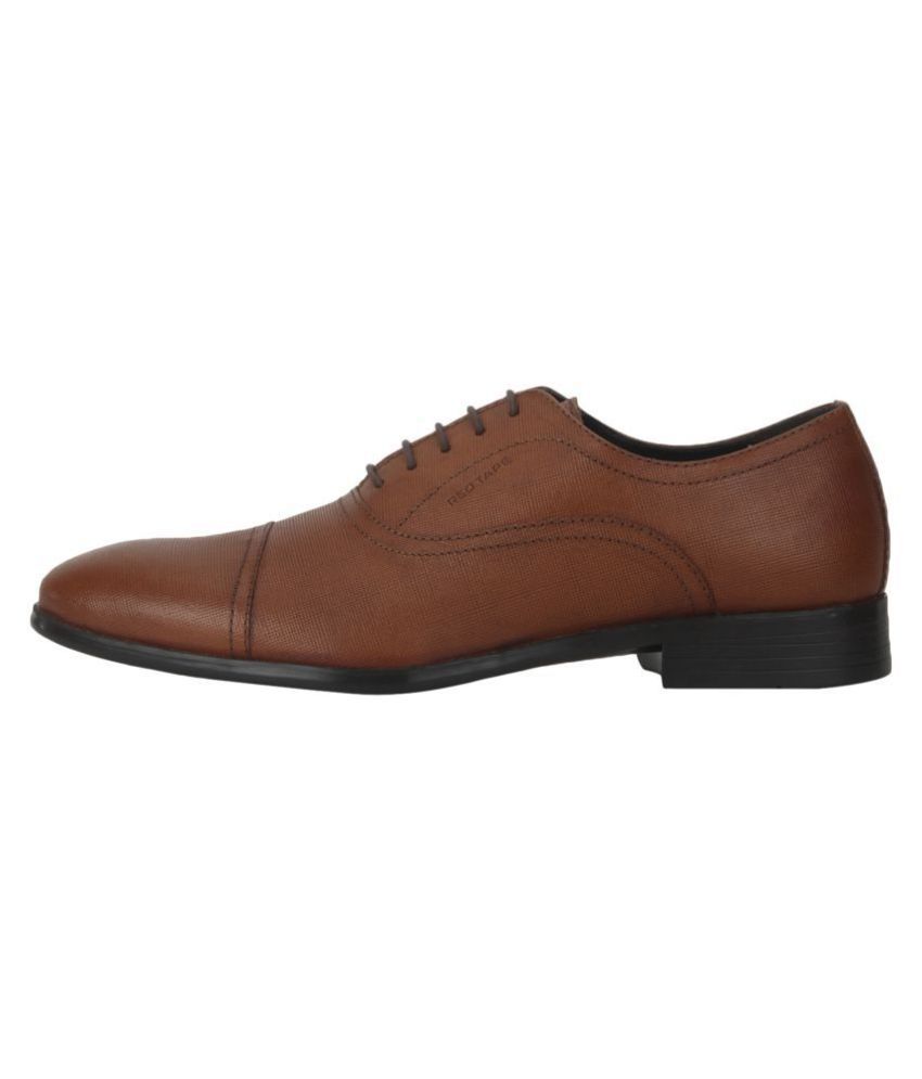 red tape oxford shoes in patent leather