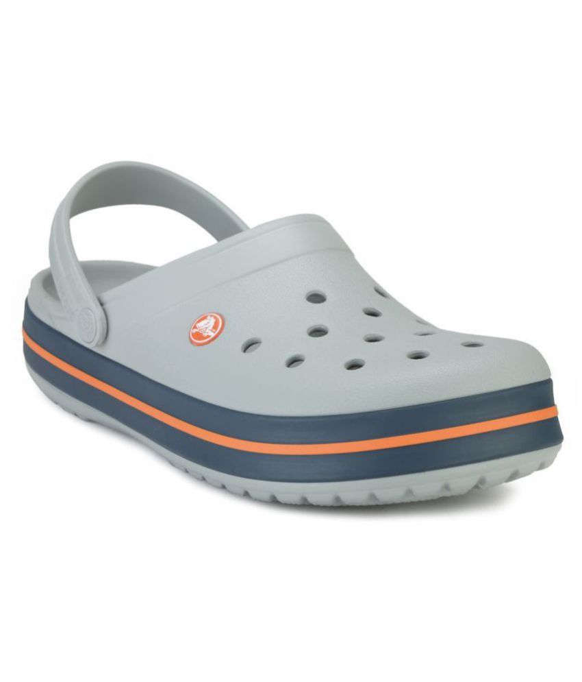 crocs floater