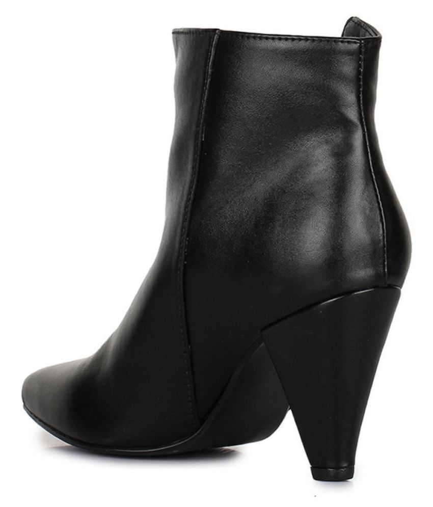 bruno manetti ankle boots
