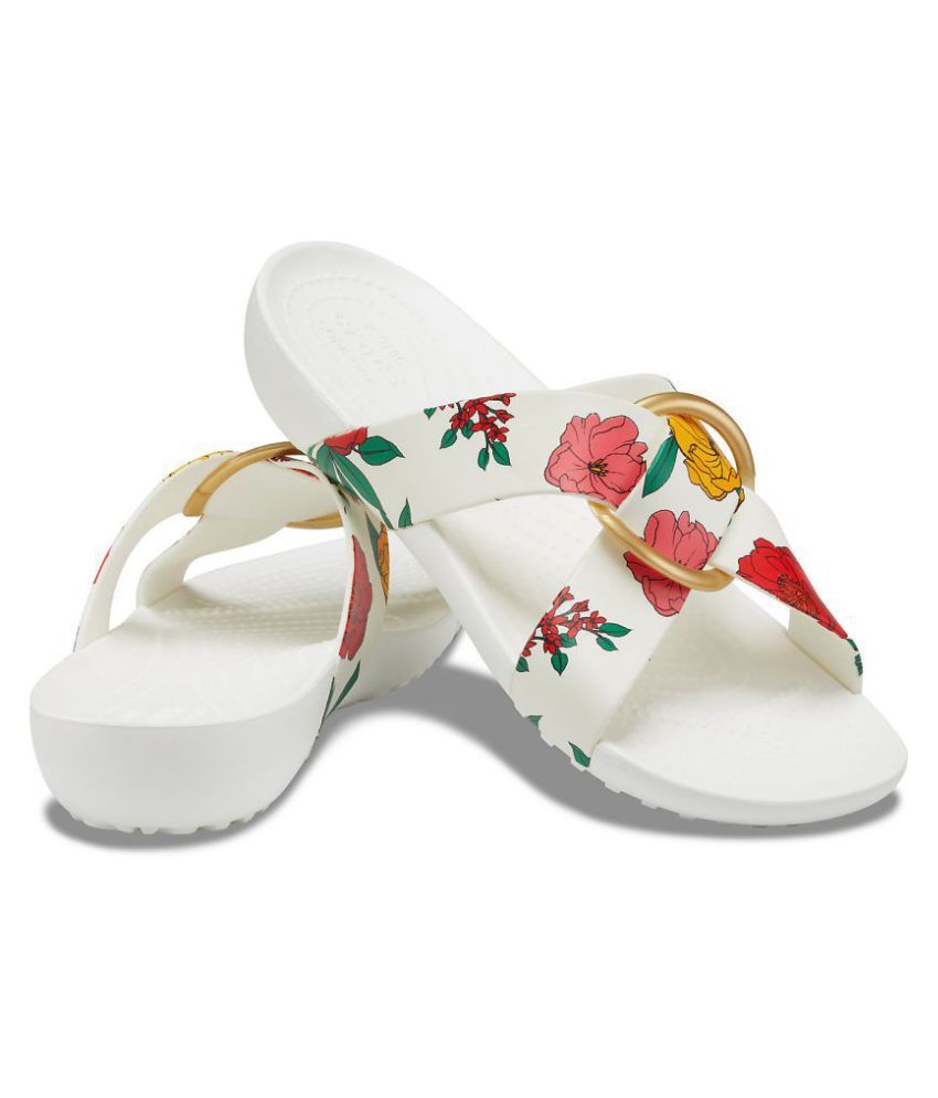 crocs sliders white