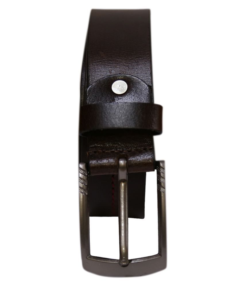 light brown shoes and belt