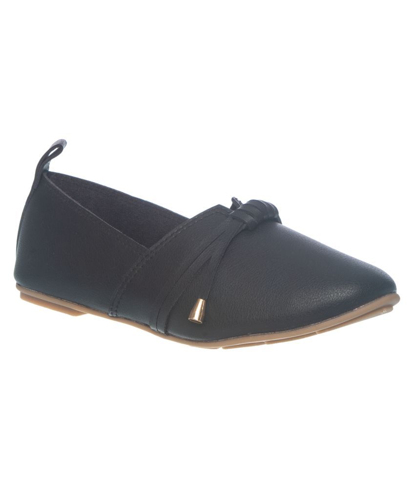 khadims ladies canvas shoes