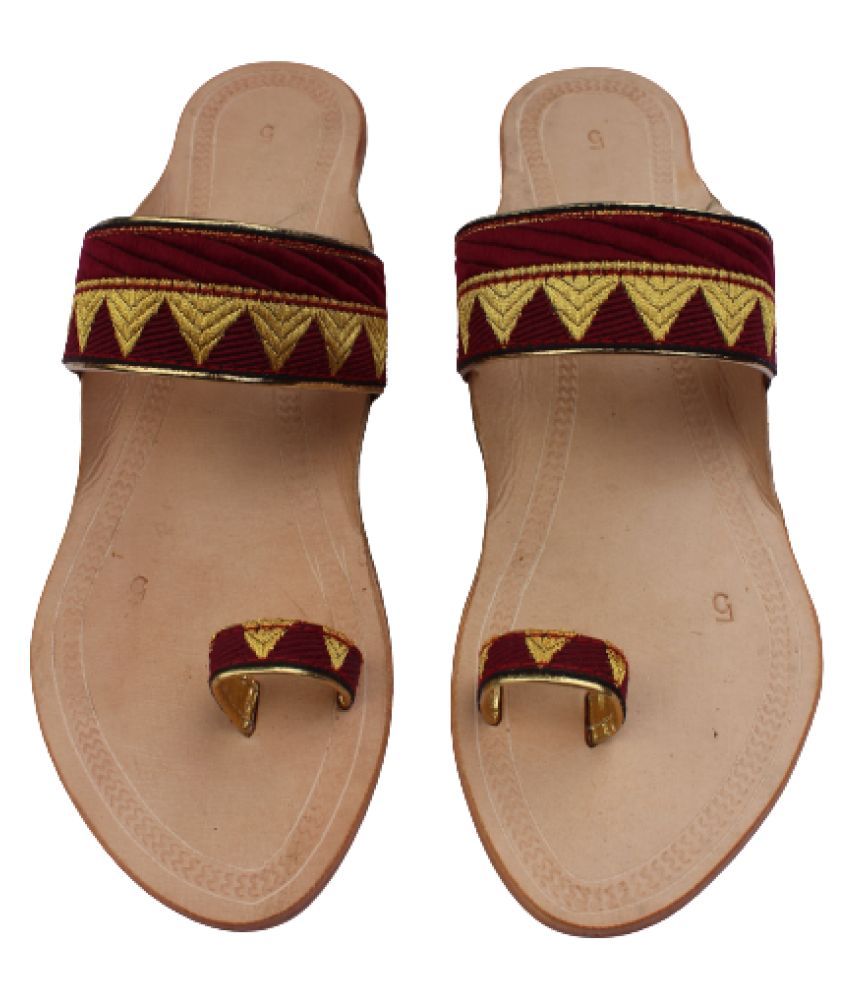 ethnic footwear for women's