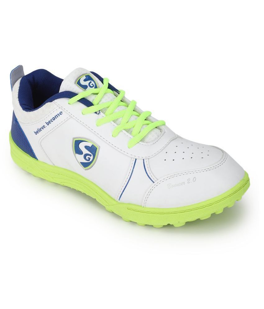 light weight cricket shoes
