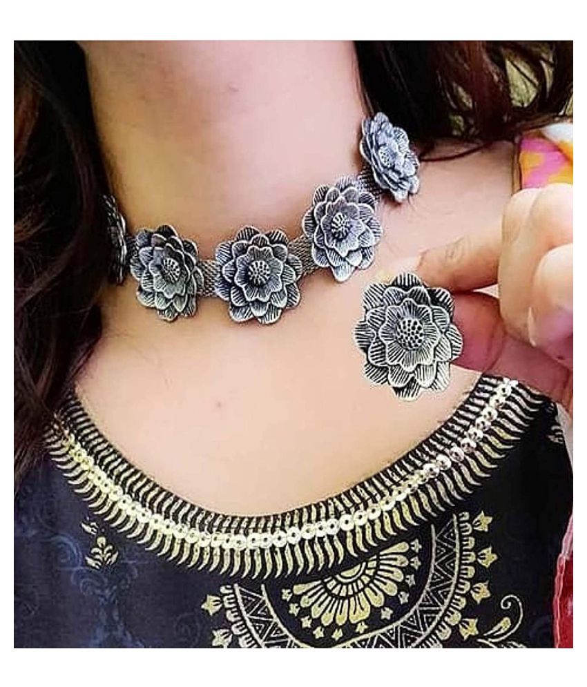     			Sunhari Jewels German Silver Silver Contemporary/Fashion Necklaces Set Choker