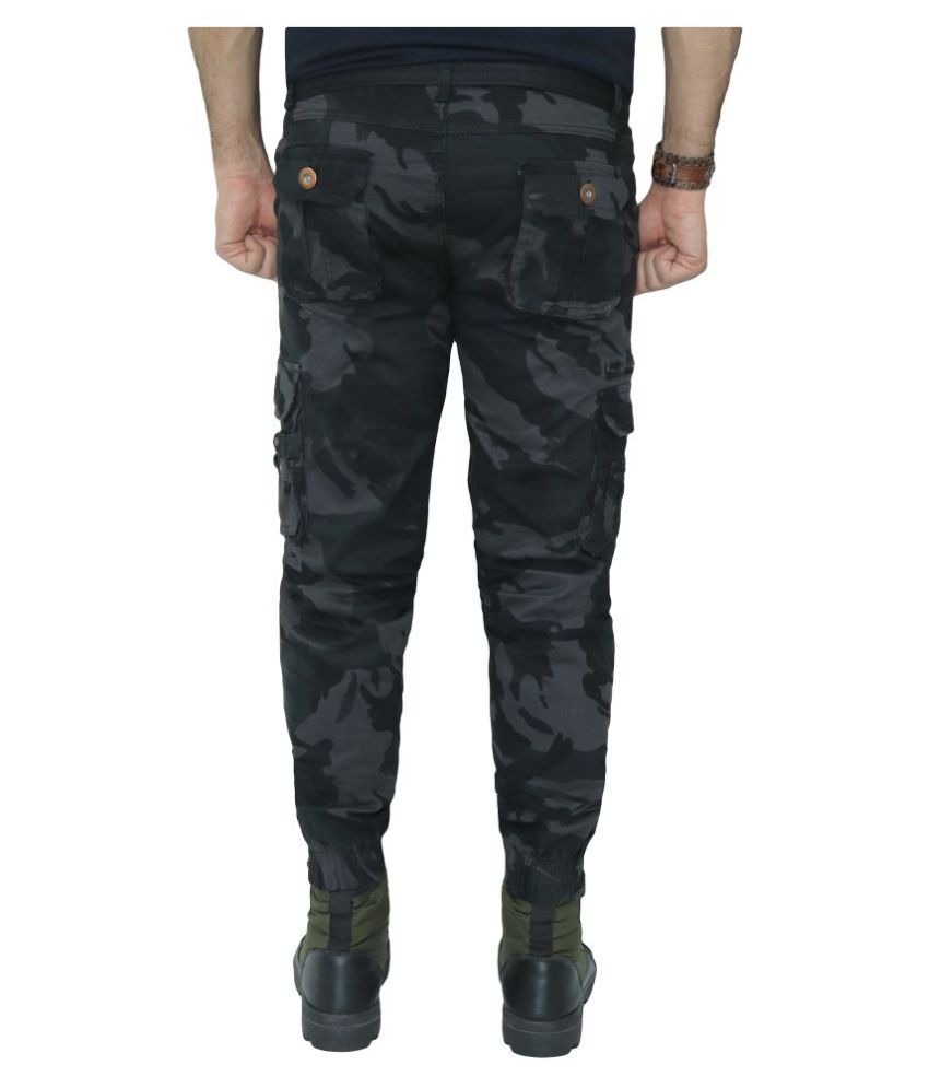 regular fit cargos