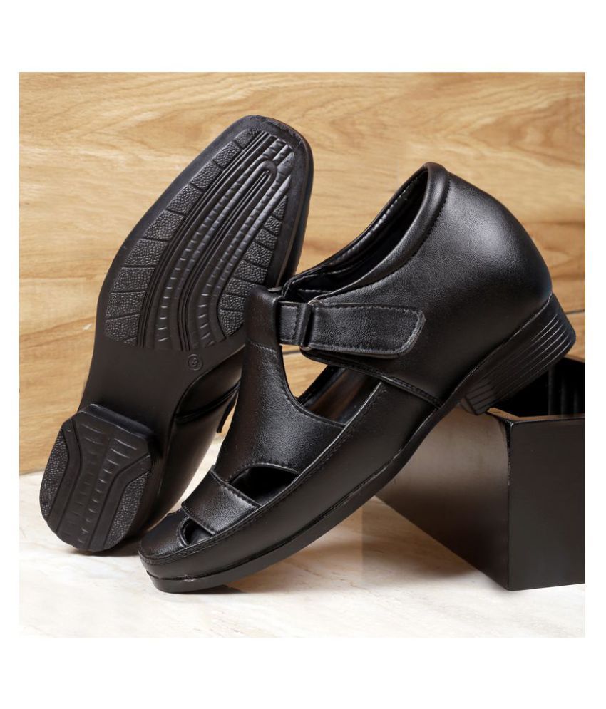     			BXXY Black Faux Leather Sandals