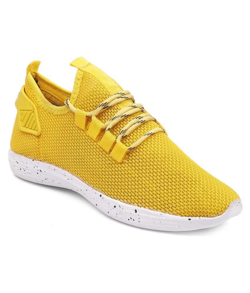     			YUVRATO BAXI Yellow Running Shoes