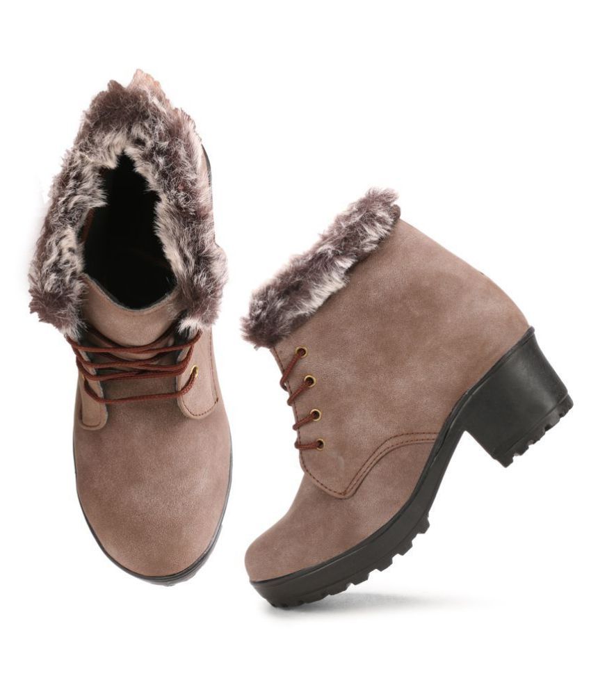 commander chunky sole boots