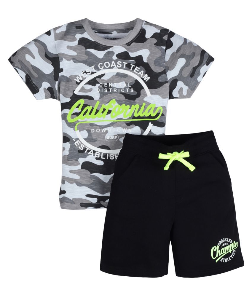     			Plum Tree Boys Half Sleeve Camouflage Print T-shirt & Shorts ( Pack of 2)