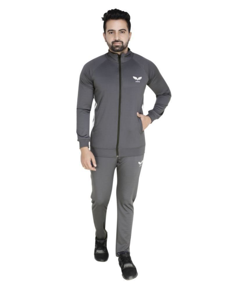 akoo jogging suit