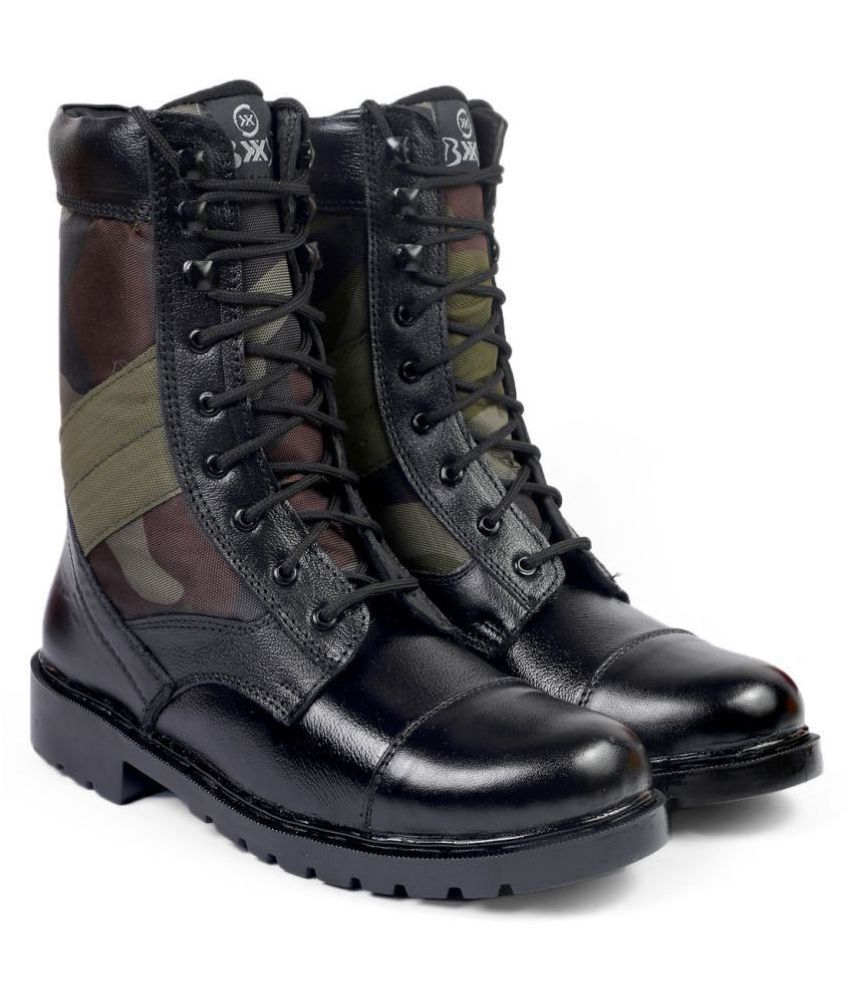     			BXXY Black Hiking & Trekking Boot