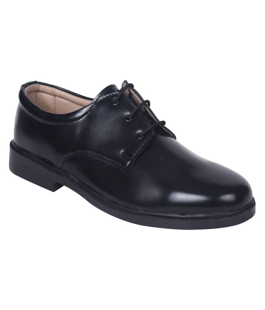 formal black shoes under 500