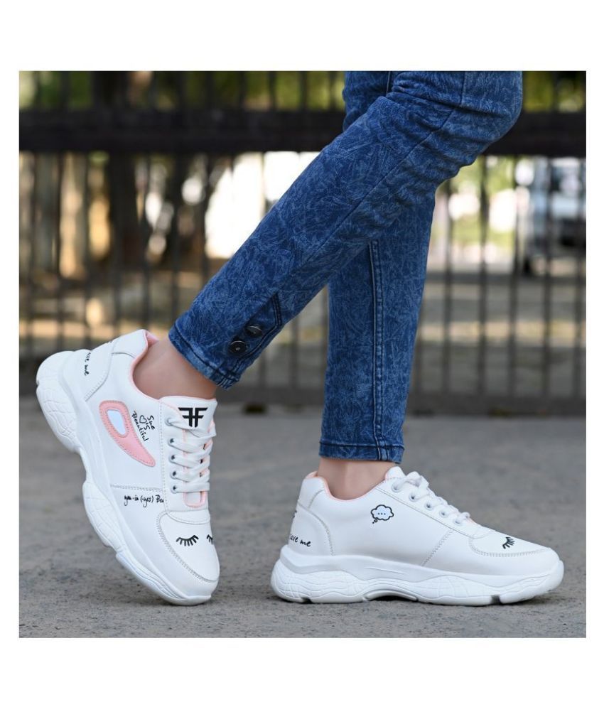 Buy layasa White Casual Shoes 
