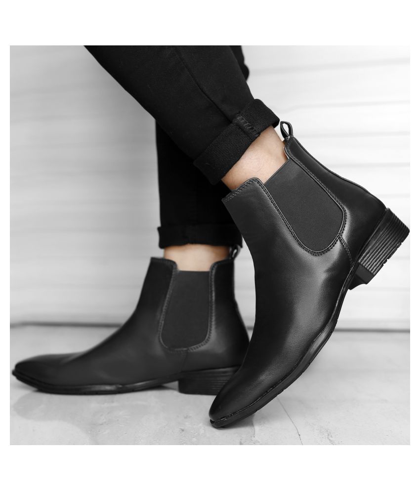     			YUVRATO BAXI Black Chelsea boot