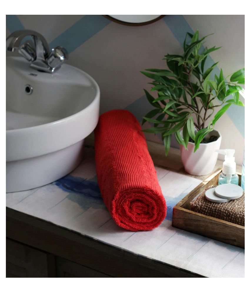     			Eneriqa Set of 2 Cotton Bath Towel Red