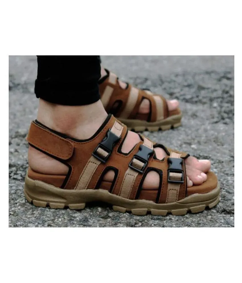 Fashion on sale victim sandals