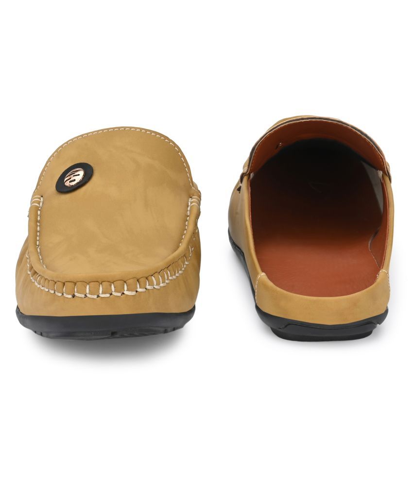 bucik beige loafers