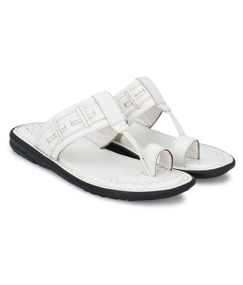 kolhapuri chappal buy online