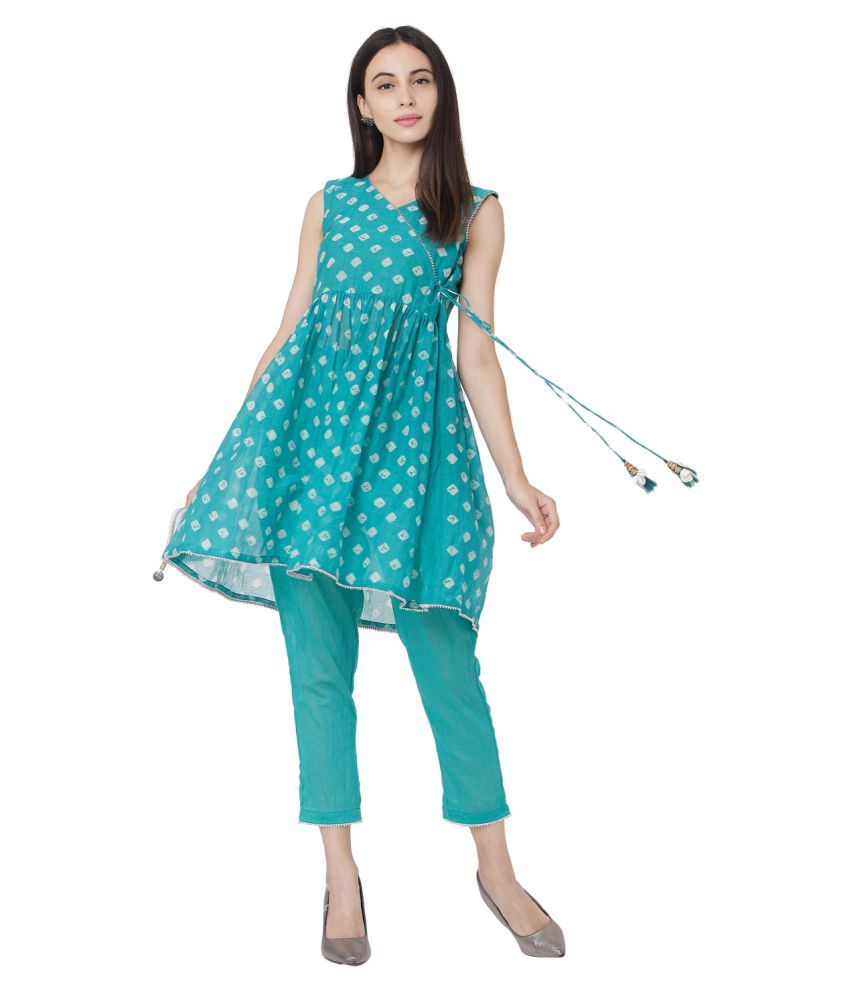     			Aarrah Green Chanderi Anarkali Kurti -