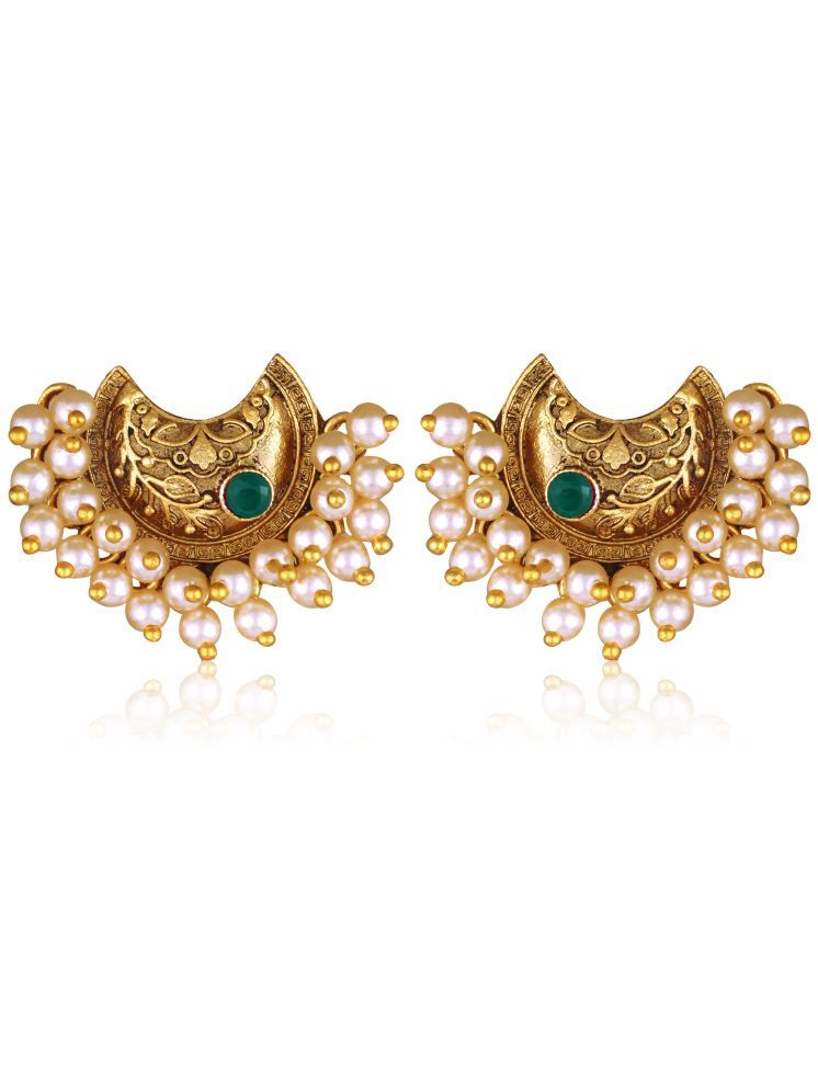     			VIVASTRI Green Stud Earrings ( Pack of 1 )