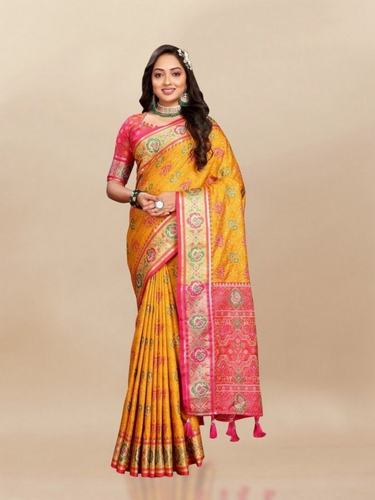     			Varni Fabrics Pack of 1 Silk Woven Saree With Blouse Piece ( Yellow )