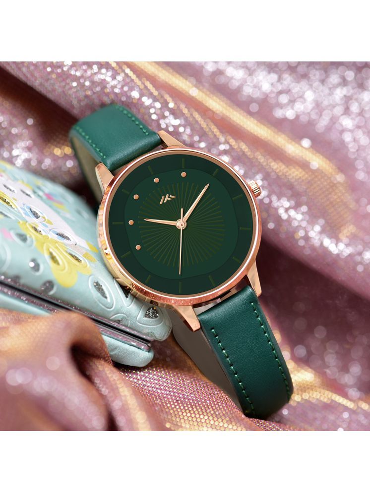     			Trex Green PU Analog Womens Watch