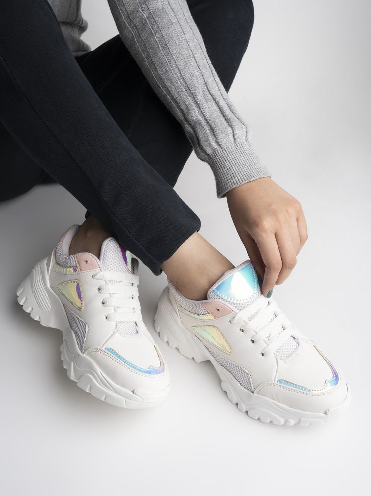     			Stylestry - White Women's Running Shoes