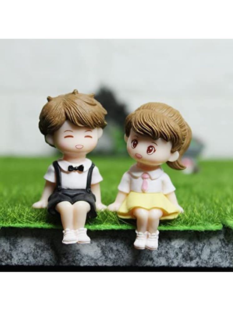     			PICKARTME Couple & Human Figurine 4 cm - Pack of 1