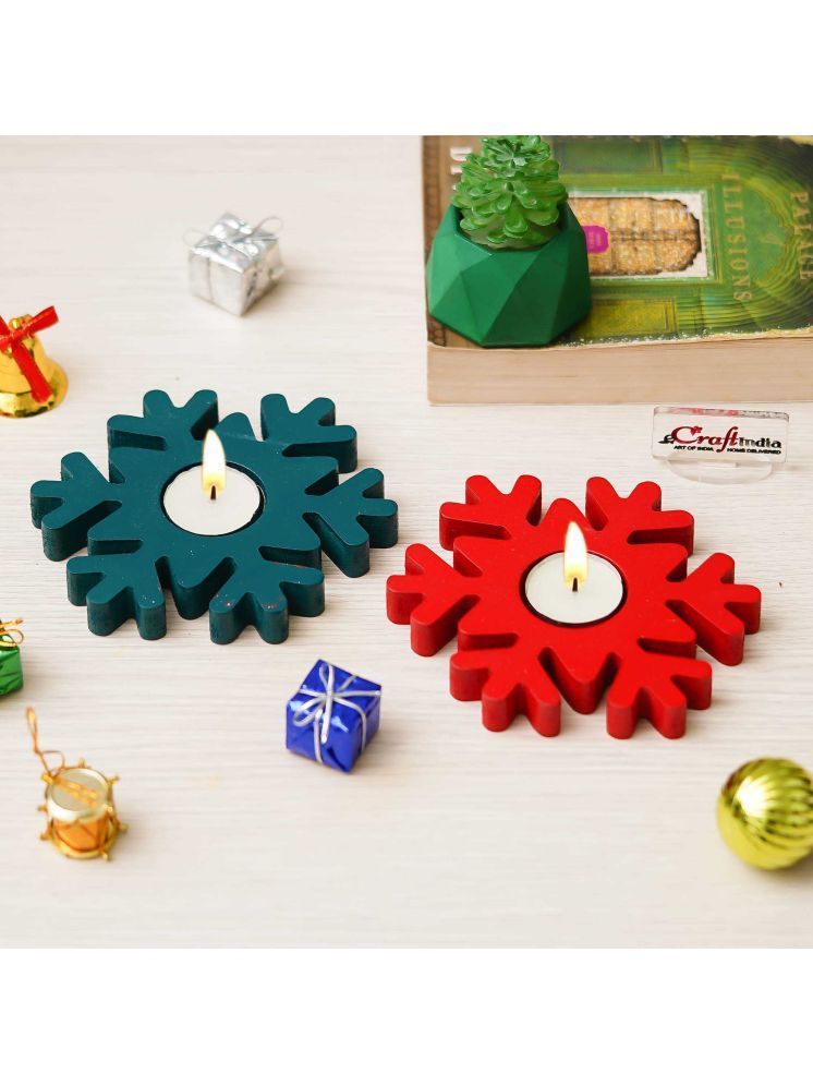     			eCraftIndia Green & Red 2 Pieces Christmas Snowflake Decorative Tea Light Candle Holders