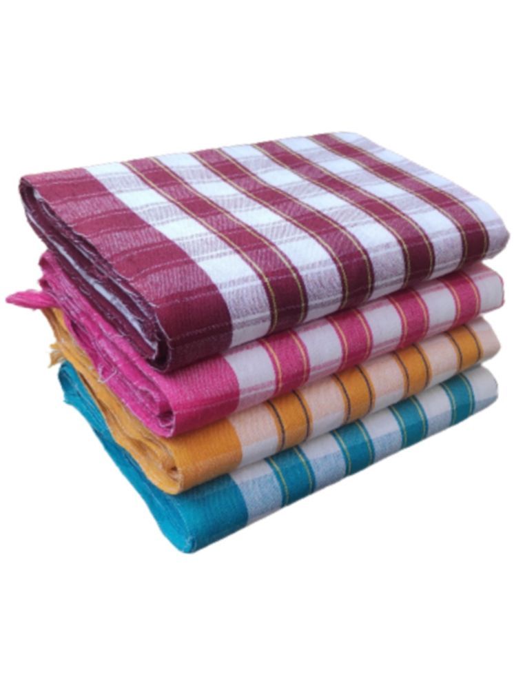     			KAKUMANU Pack of 4 Cotton Above 600 -GSM Bath Towel ( Multicolor )