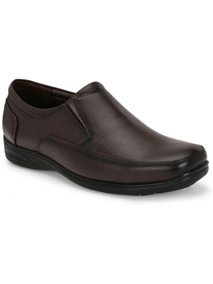     			Leeport Coffee Men's Slip On Formal Shoes