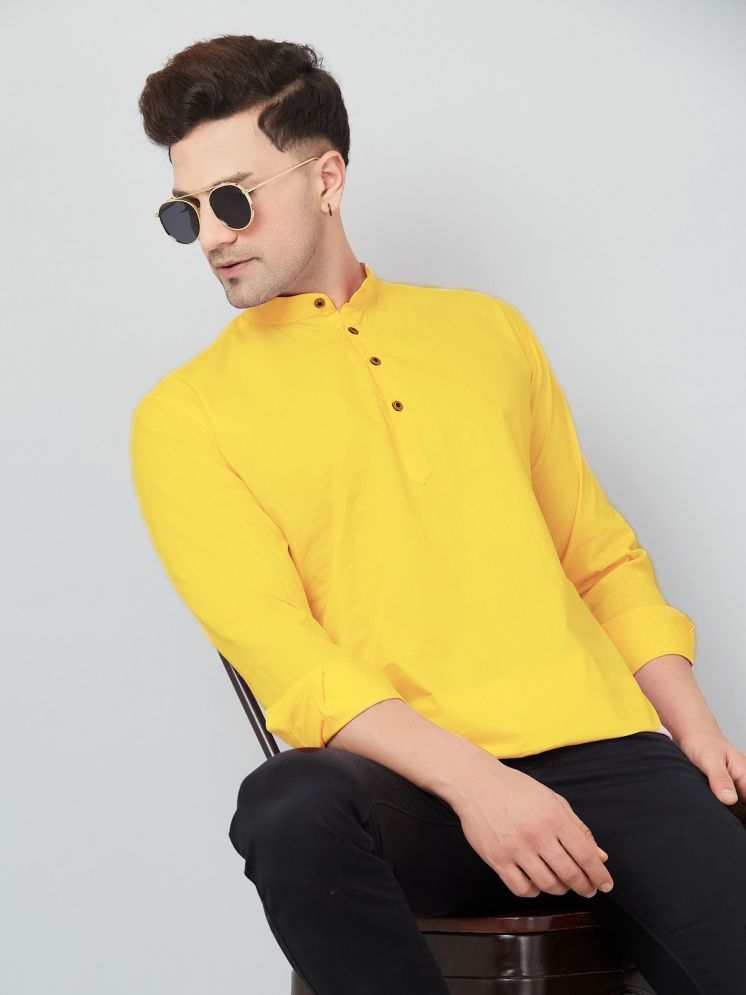     			S.K. CASUAL Yellow Cotton Blend Men's Regular Kurta ( Pack of 1 )